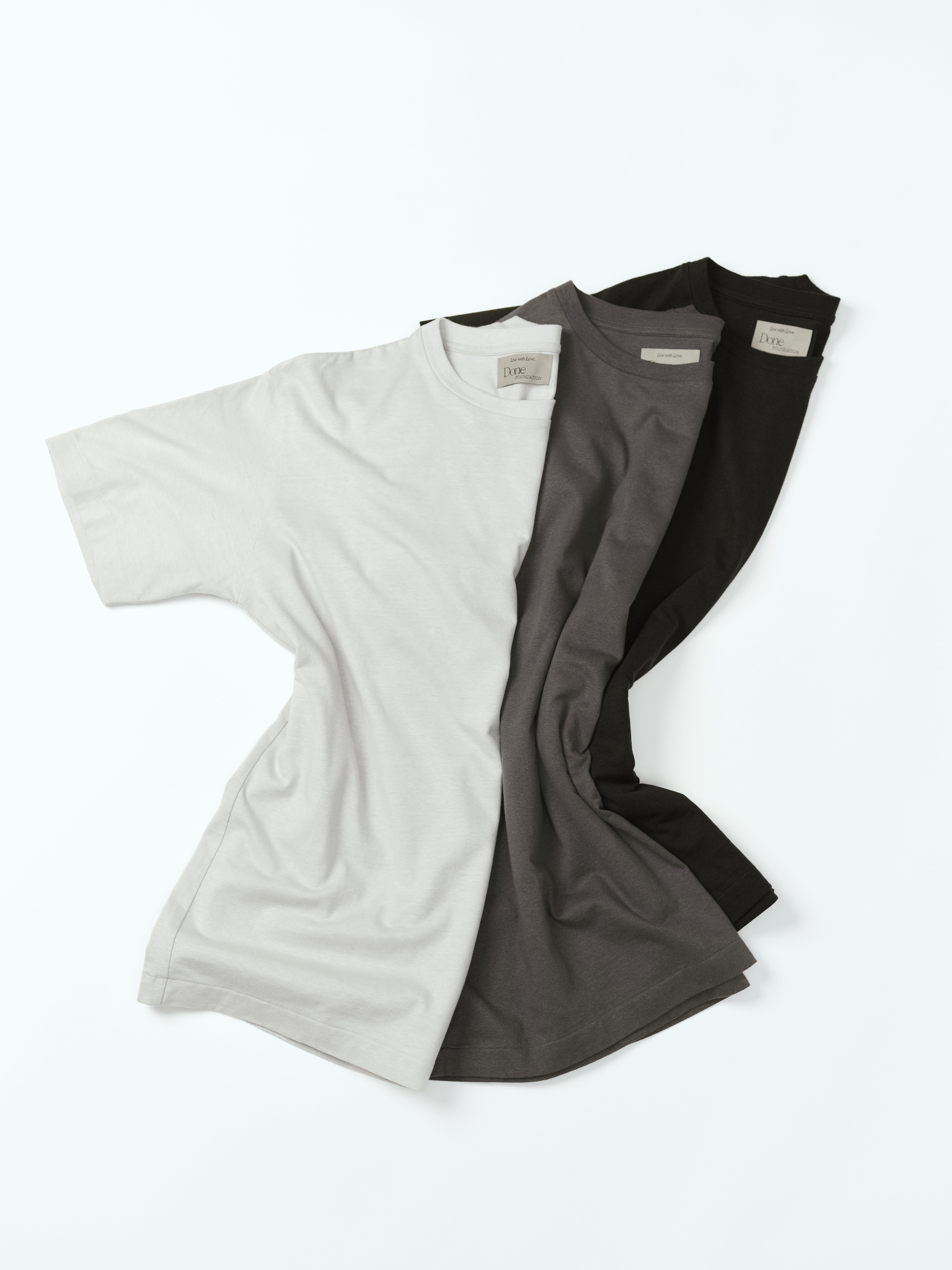 「洗うたびに、古着に近づいていく。」