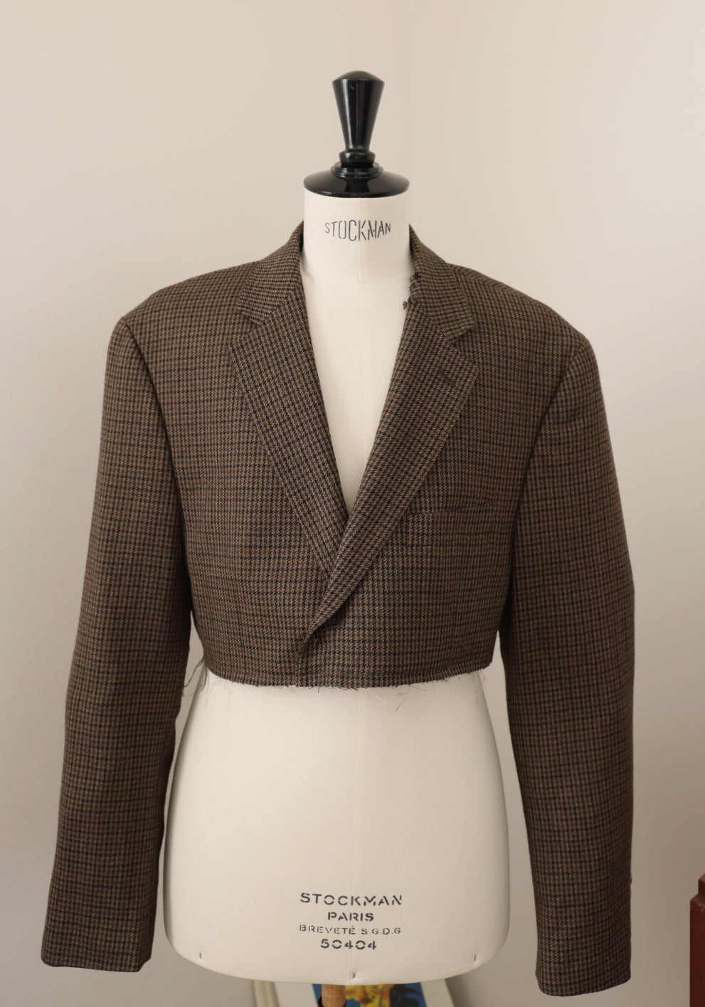 BIG SHOULDER SHORT JACKET -color "B"