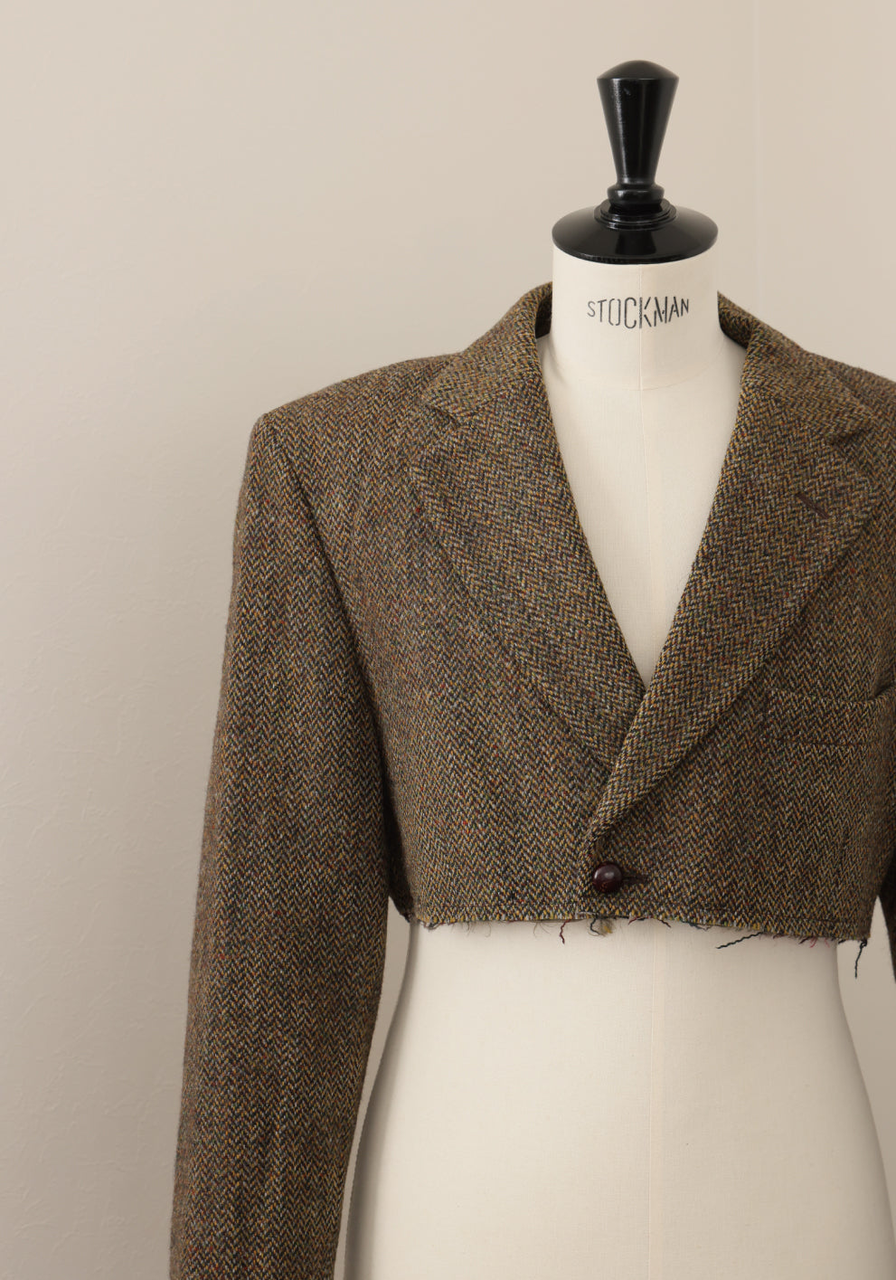 BIG SHOULDER SHORT JACKET - color "A"