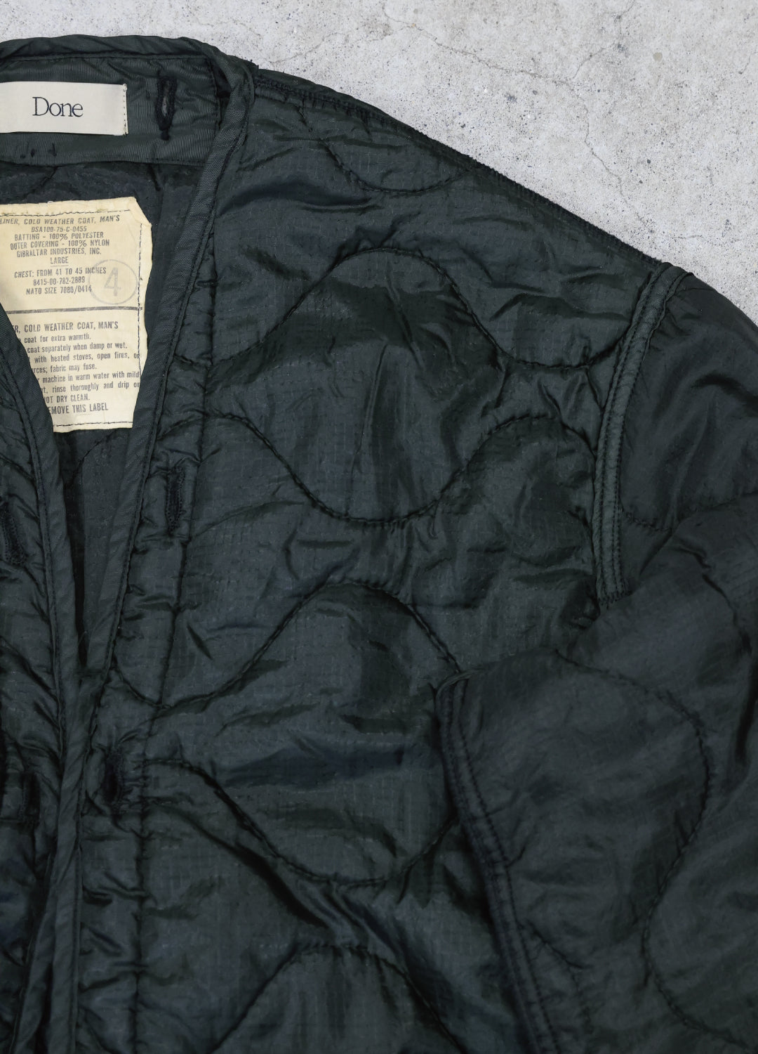 U.S ARMY M-65 QUILTING LINER REMAKE Black Edge - L size